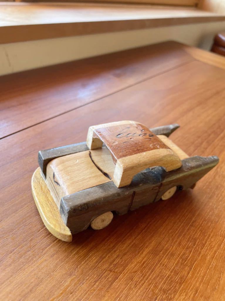 [ hand made ] wooden toy cue ba Classic car car toy earth production Chevrolet minicar passenger vehicle Habana as shown in the photograph stylish interior 