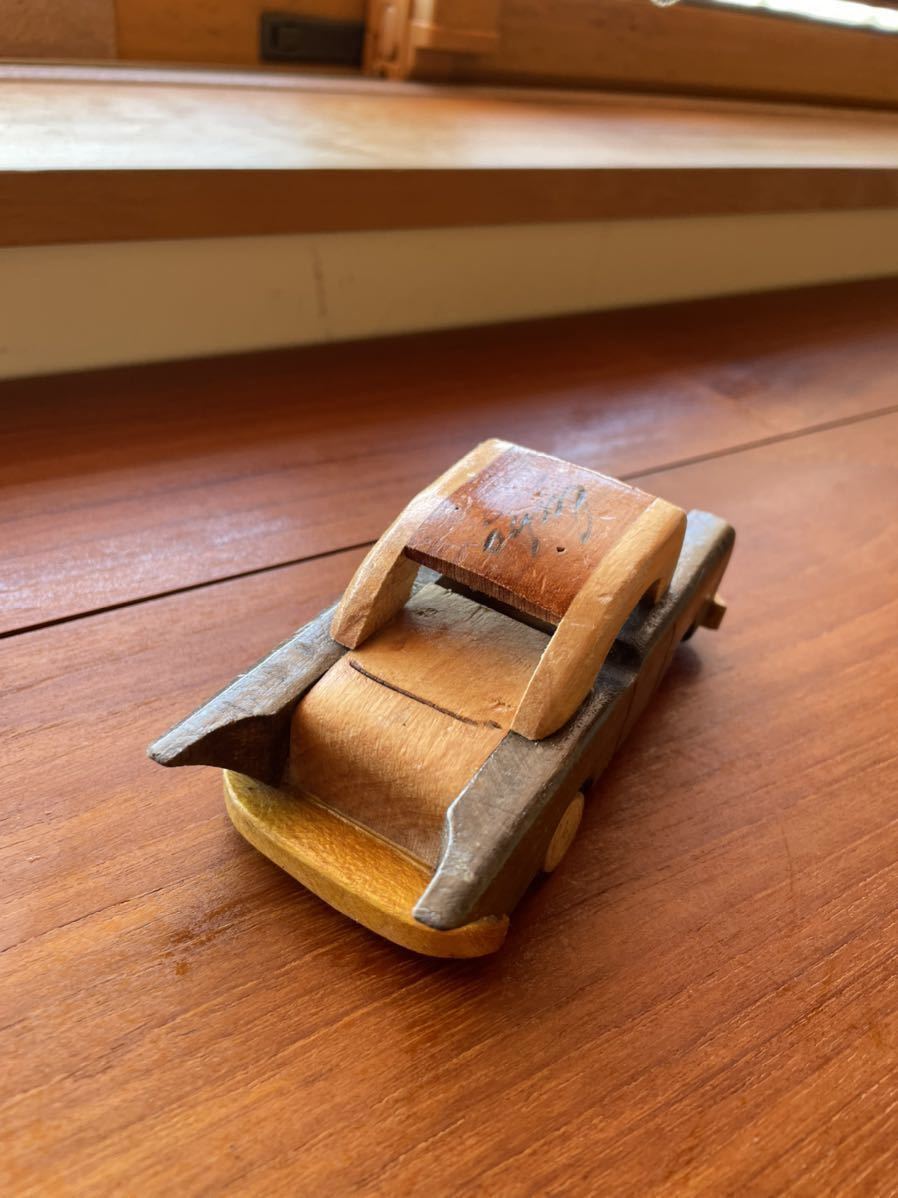 [ hand made ] wooden toy cue ba Classic car car toy earth production Chevrolet minicar passenger vehicle Habana as shown in the photograph stylish interior 