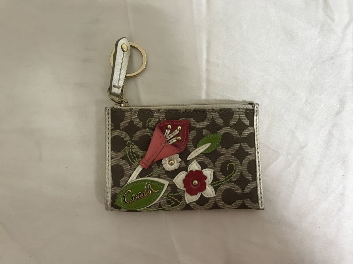 コーチ coach IDケース 定期入れ カードホルダー 美品 - 名刺入れ