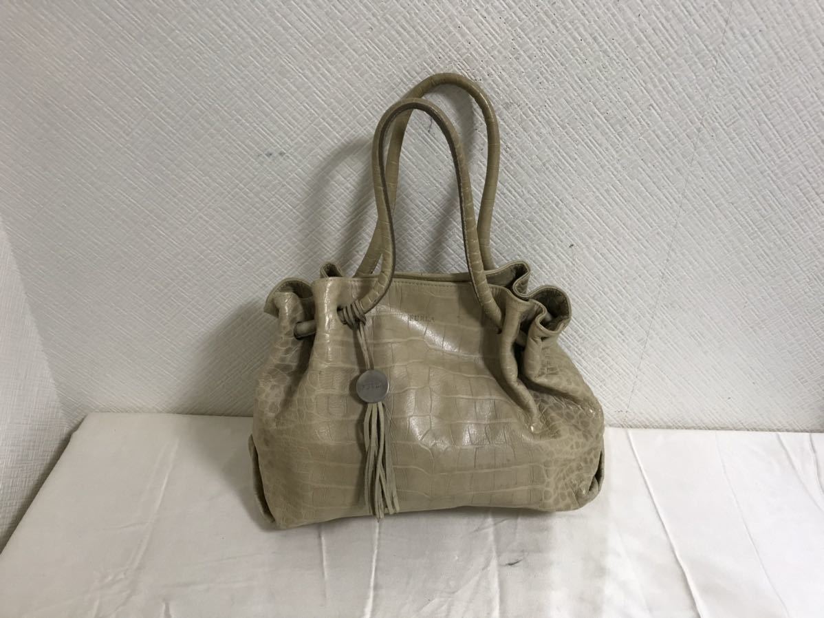 します Furla フルラ型押し トートバッグの通販 by J|フルラなら