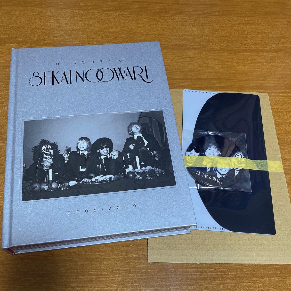 SEKAI NO OWARI 2010-2019 図鑑 特典缶バッジ マスクケース