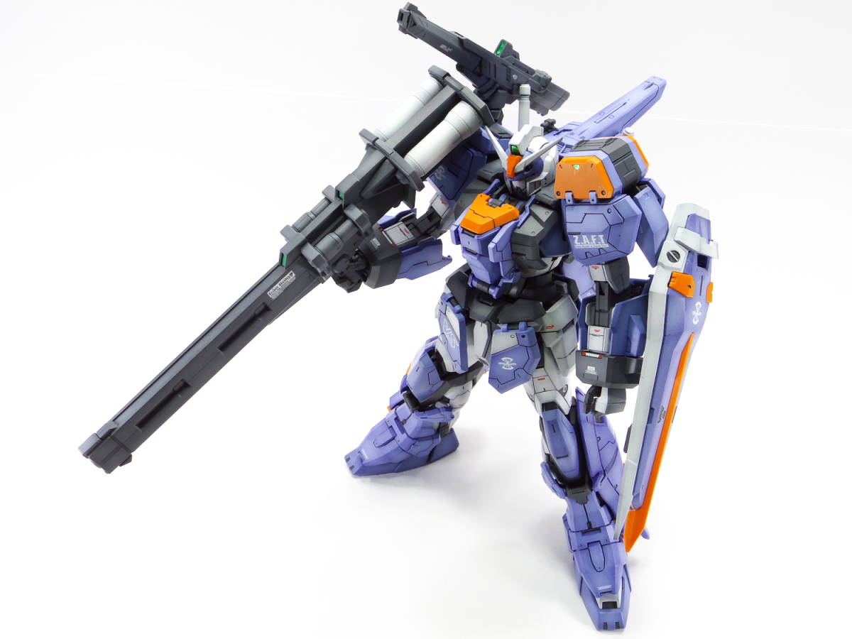 MG 100 デュエルガンダムアサルトシュラウド 完成品 全塗装