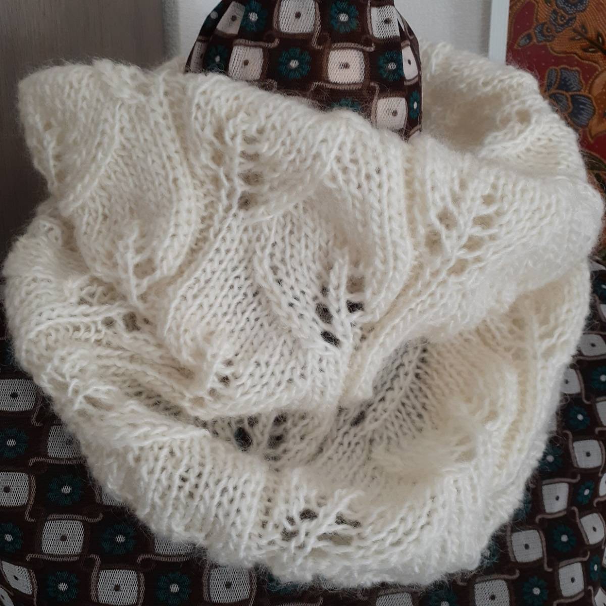 アラン模様のスヌード♡ライトグレー ハンドメイド 手編み ニット