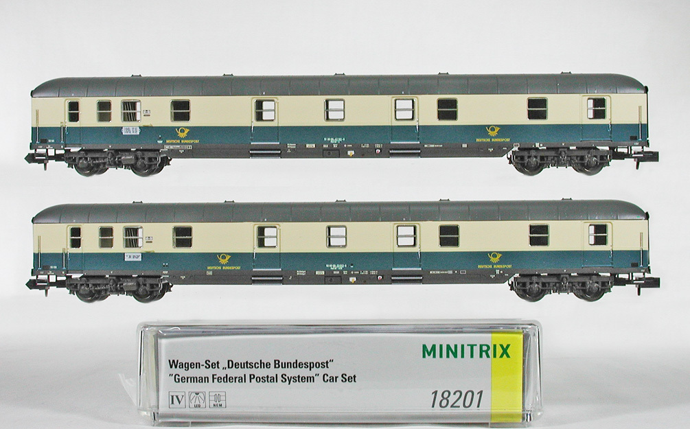 気質アップ MINITRIX #18201 ２輌セット （トルコブルー／ベージュ） Ｍｒ-ａ／２６型郵便客車 ＤＢＰ（ドイツ国営郵便） 外国車輌