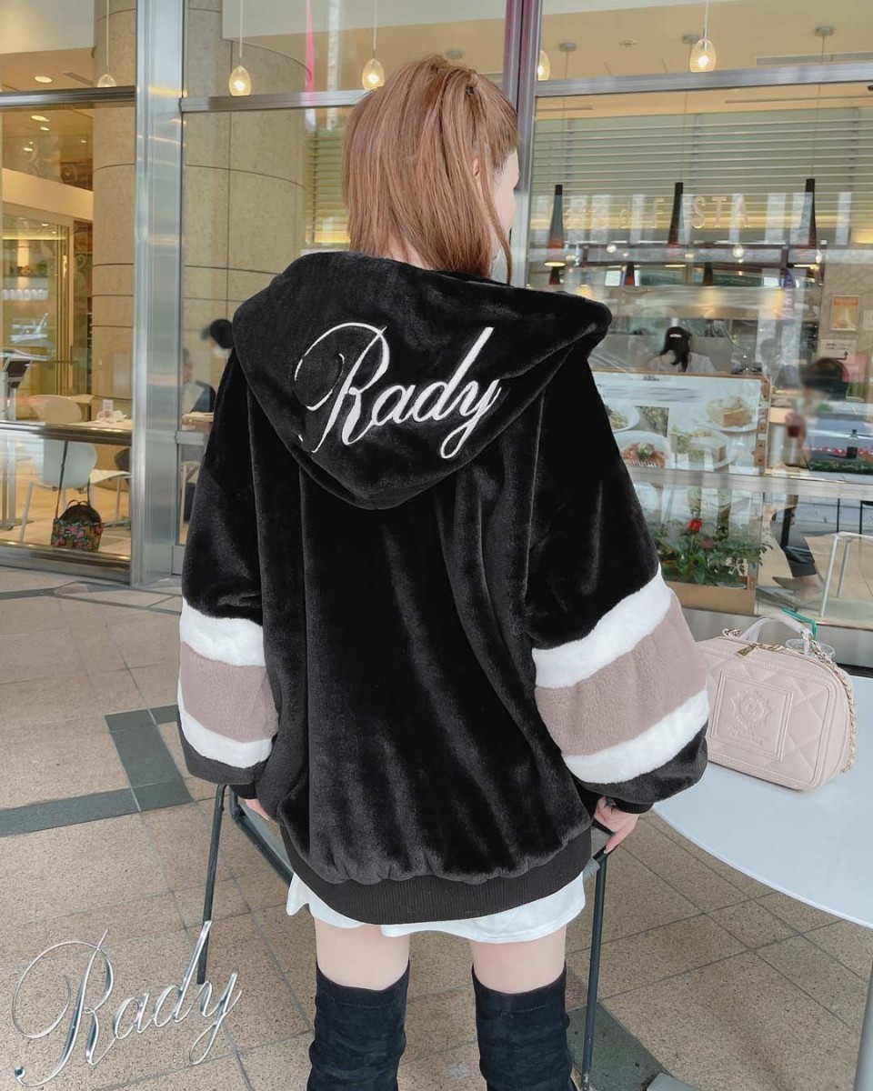 Rady フードロゴファーブルゾン Sサイズ|Yahoo!フリマ(旧 Rady フードロゴファーブルゾン Sサイズ|Yahoo!フリマ(旧