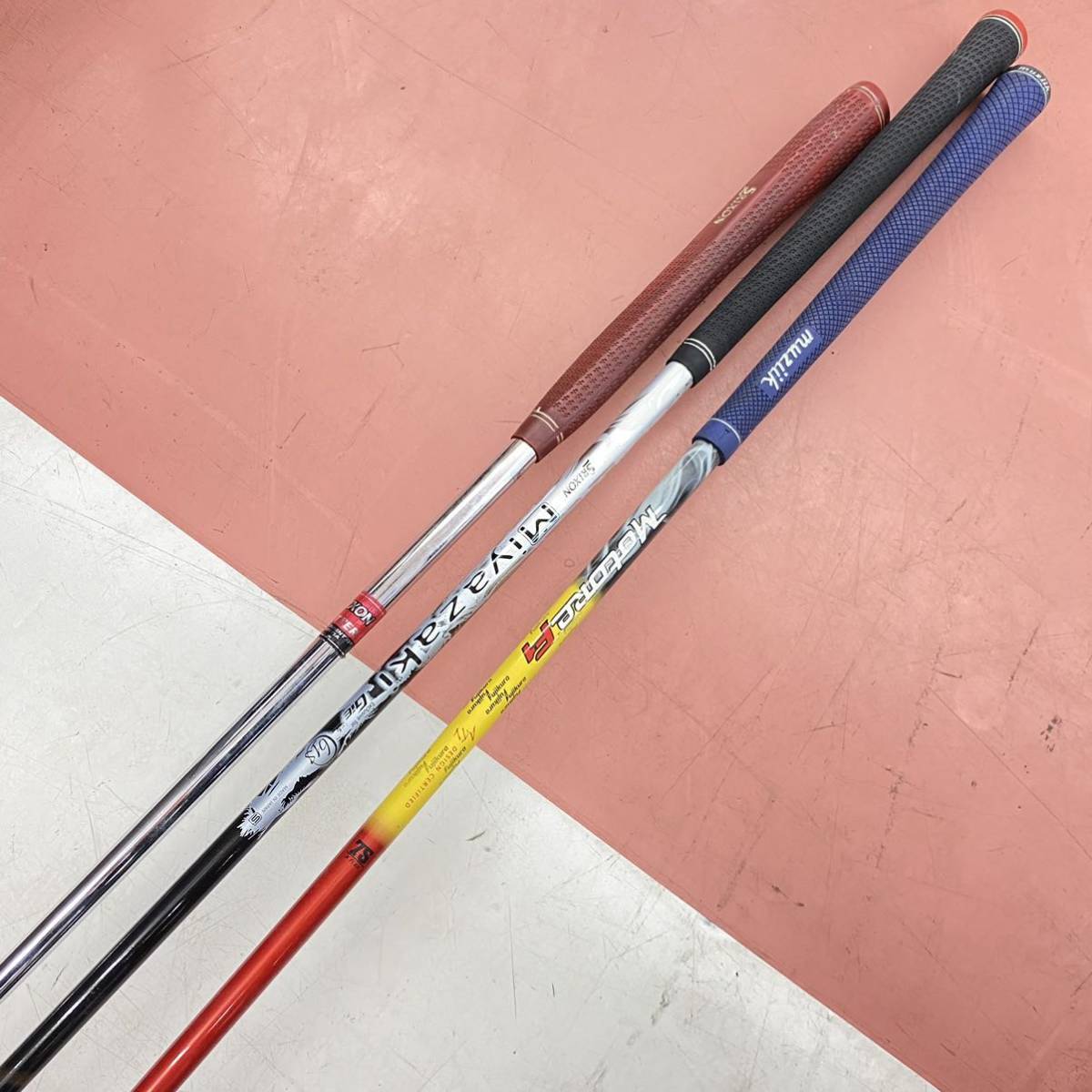 安い大人気 SRIXON スリクソン アイアンセット ZR-800 P-820 SRIXON Gie TaylorMade R9 まとめて 12本セット キャディバッグ付き 安い大人気 SRIXON スリクソン アイアンセット ZR-800 P-820 SRIXON Gie TaylorMade R9 まとめて 12本セット キャディバッグ付き