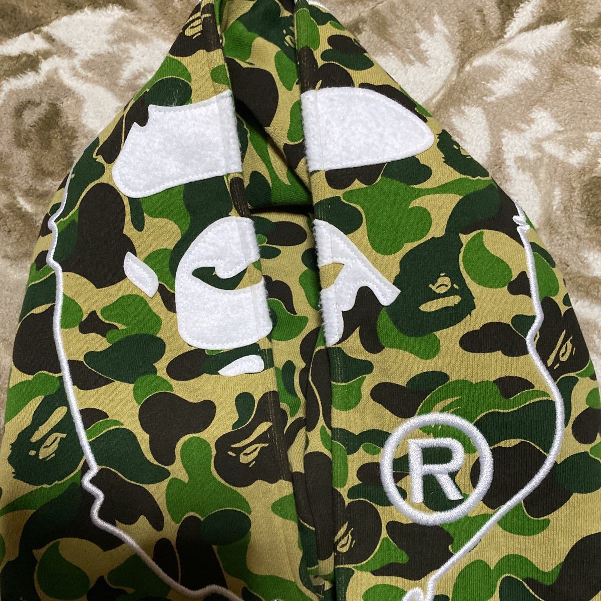 美品 22ss A BATHING APE BAPE KAWS pullover hoodie SHARK パーカー