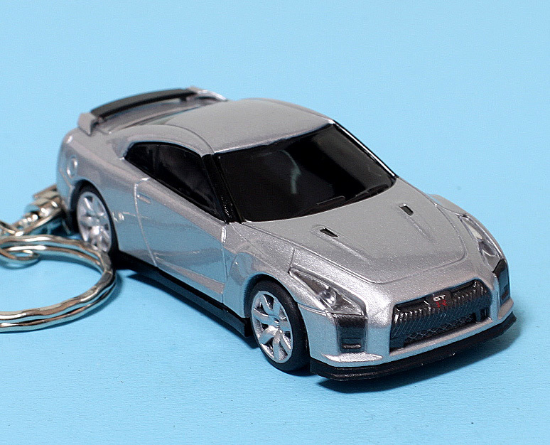 ★☆日産 R35 スカイラインGT-R PROTO☆シルバー☆プロトタイプ☆ミニカー☆キーホルダー・アクセサリー☆★_画像1