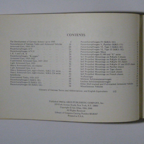 書籍　洋書　　German Tanks and Armored Vehicles 1914-1945 Comlete Specifications of All Models B.T.White_画像3