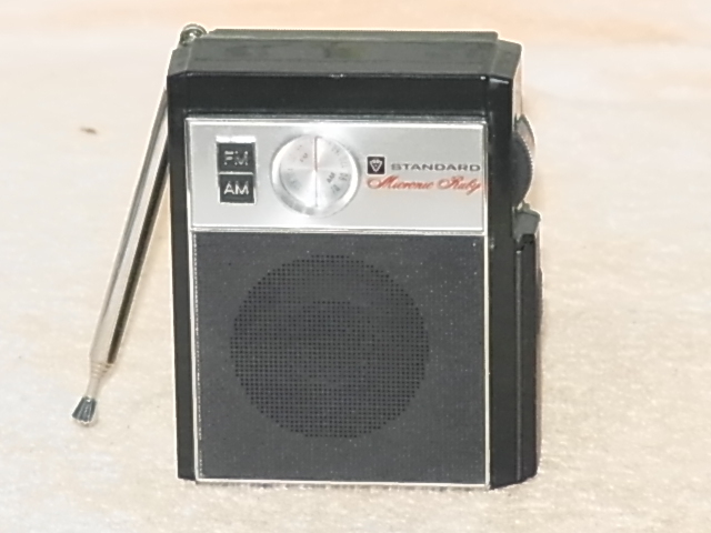 STANDARD 【SR-K71F】 AM/FM 超小型 スピ―カ―内臓 ヴィンテージ STANDARD 【SR-K71F】 AM/FM 超小型 スピ―カ―内臓 ヴィンテージ