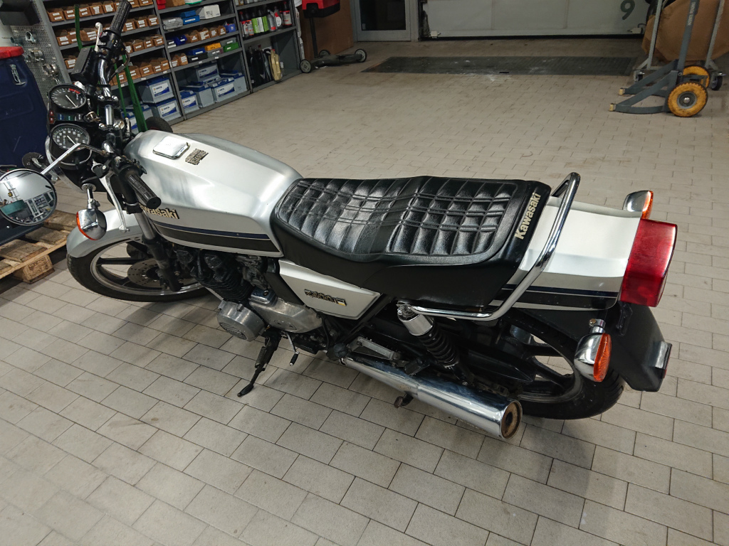 Yahoo!オークション - 茨城発 Kawasaki Z400J Silber オリジナル Yahoo!オークション - 茨城発 Kawasaki Z400J Silber オリジナル