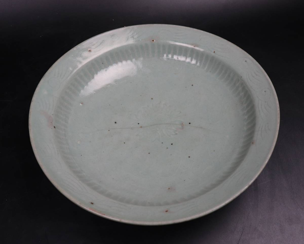 【T609】中国美術 元時代 龍泉窯 青磁印刻牡丹文碗 鉢 大皿