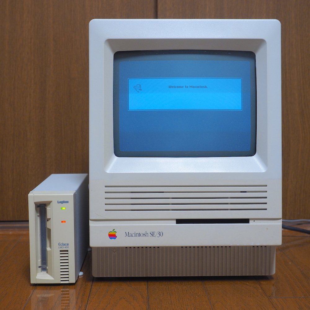 Macintosh SE/30 メモリ8MB HDD起動品 【ジャンク】-