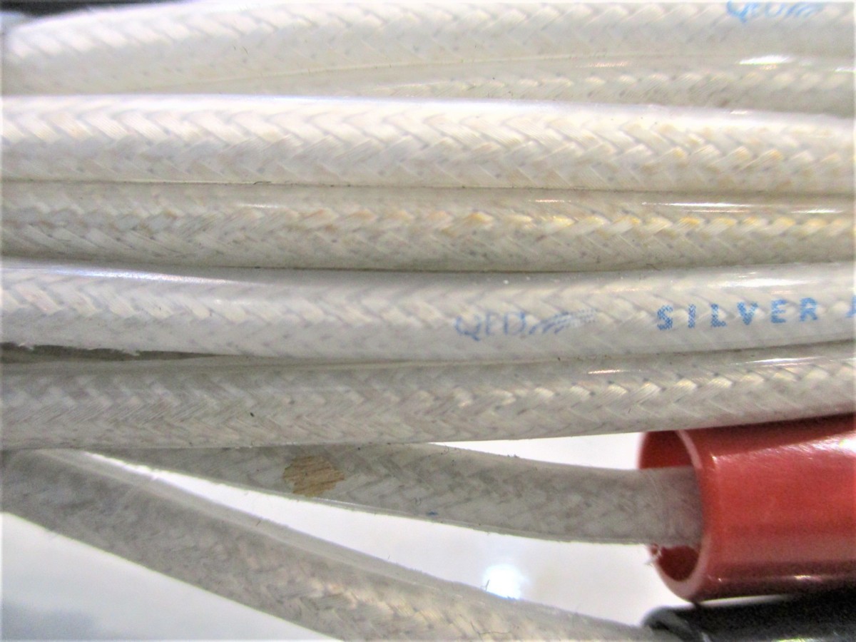 スピーカーケーブル QED:SILVER ANNIVERSARY-XT 約4.8m×2 スピーカーケーブル QED:SILVER ANNIVERSARY-XT 約4.8m×2