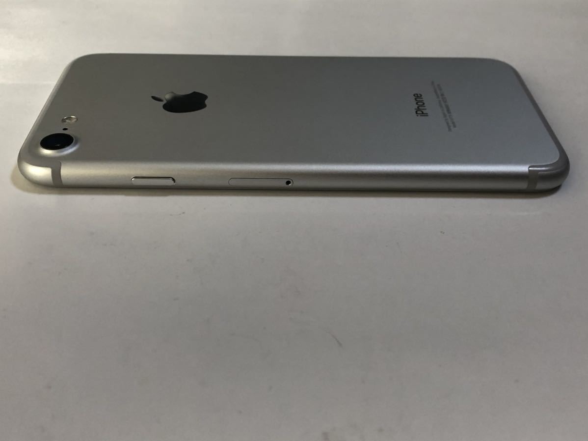 SIMフリー iPhone7 32GB 100% シルバー SIMロック解除 Apple iPhone 7