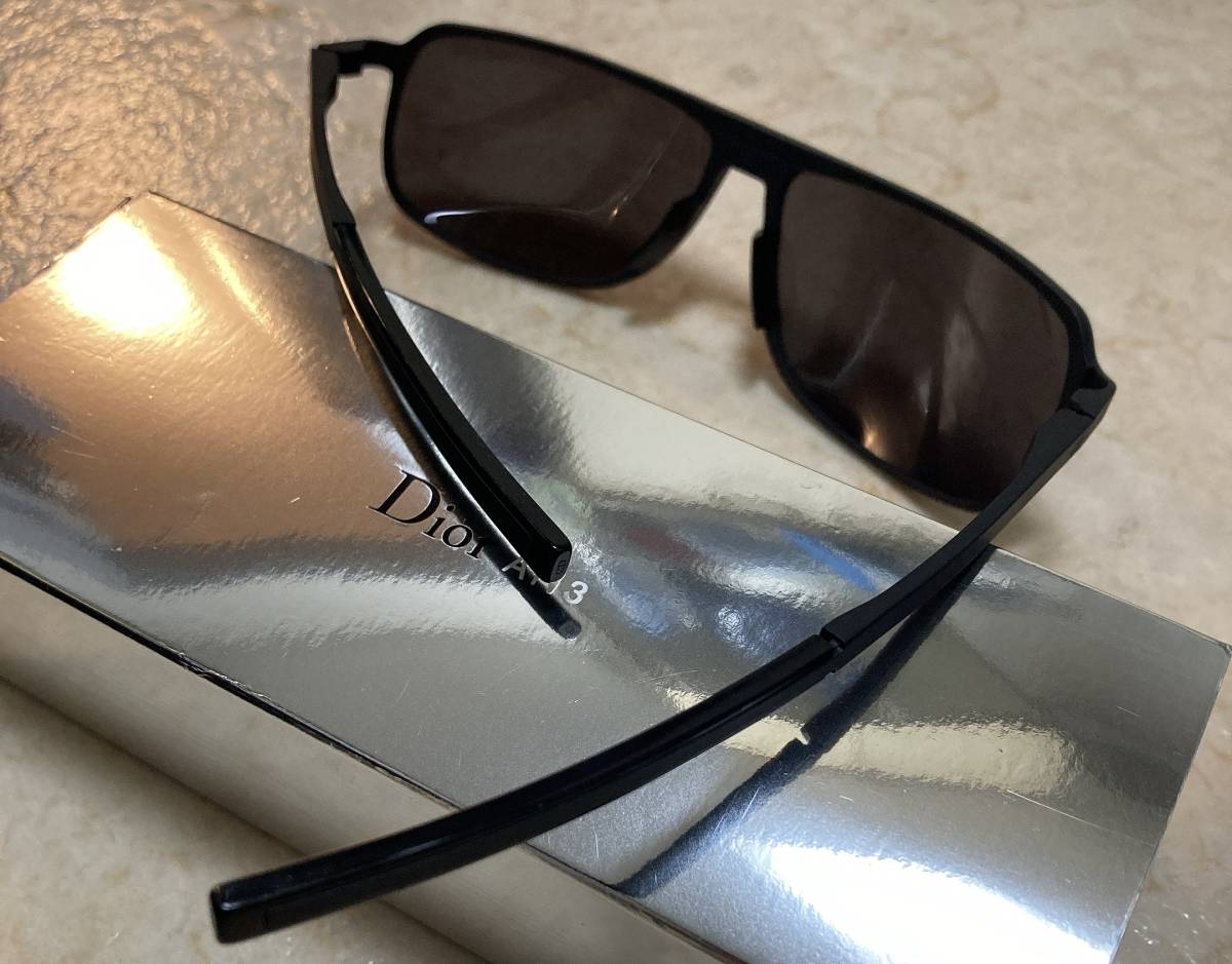 新作続 diorhomme サングラス 定価10万超え 美品 econet.bi
