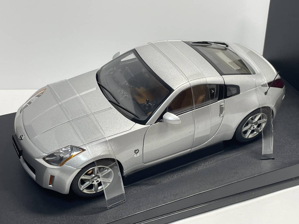 AUTOart オートアート 1/18 Z33 日産 フェアレディ Z Nissan FAIRLADY
