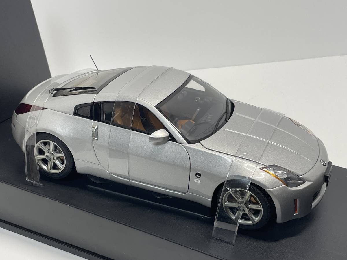 AUTOart オートアート 1/18 Z33 日産 フェアレディ Z Nissan FAIRLADY