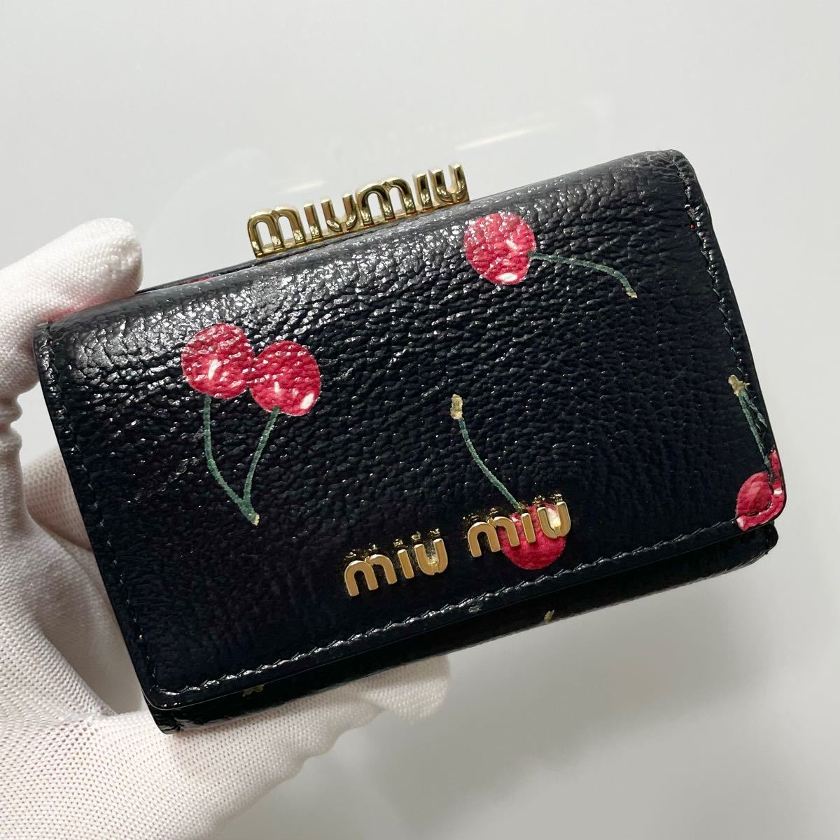 miumiu(ミュウミュウ) チェリー さくらんぼ 折り財布（¥50,000