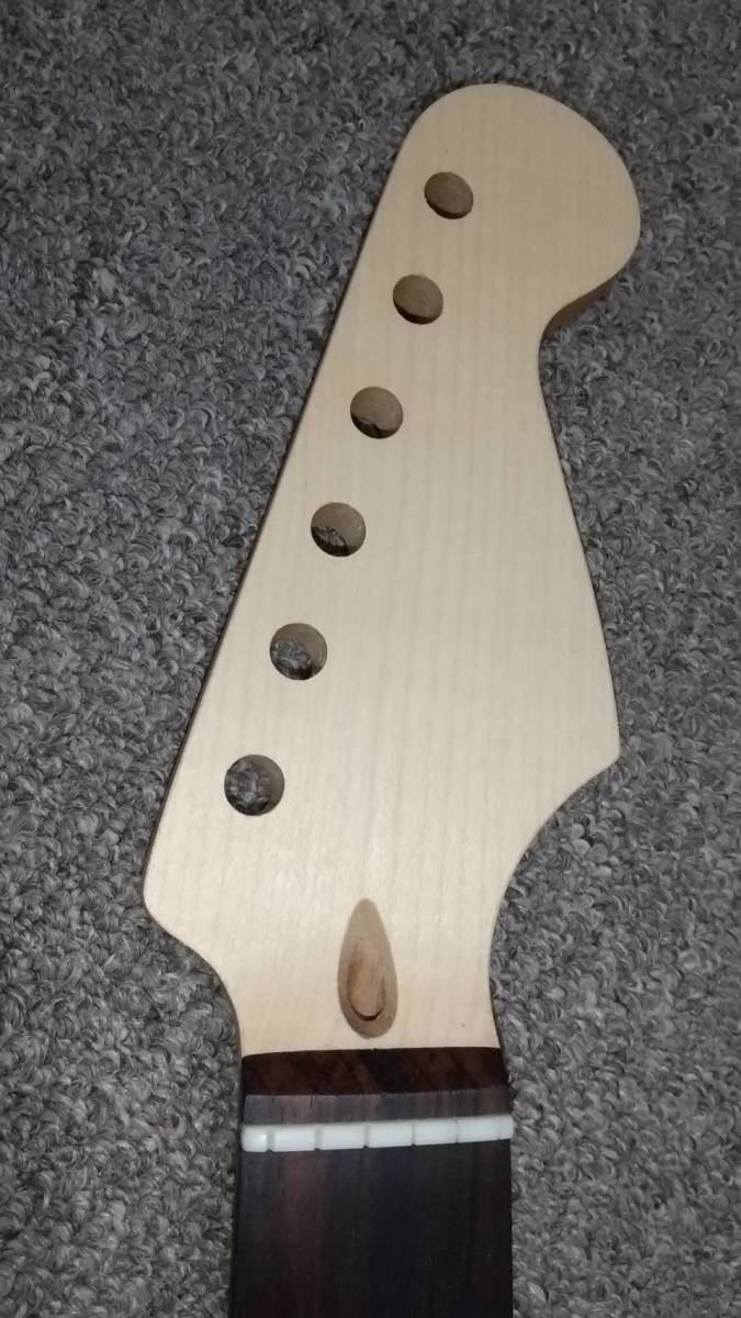 ナット付き 塗装済み Warmoth ワーモス ネック パーフェロー指板