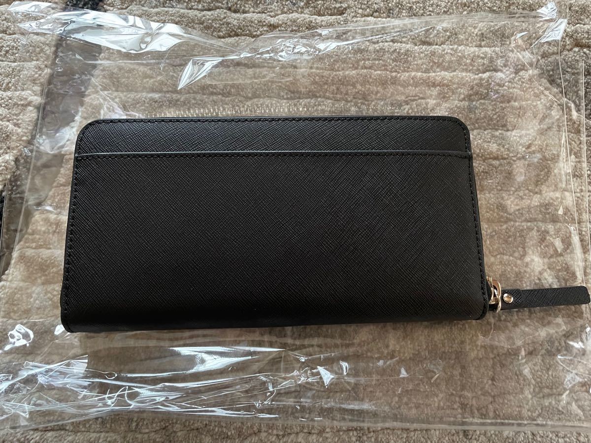 ご予約品】 ケイトスペード長財布レザー白黒マリンストライプボーダー