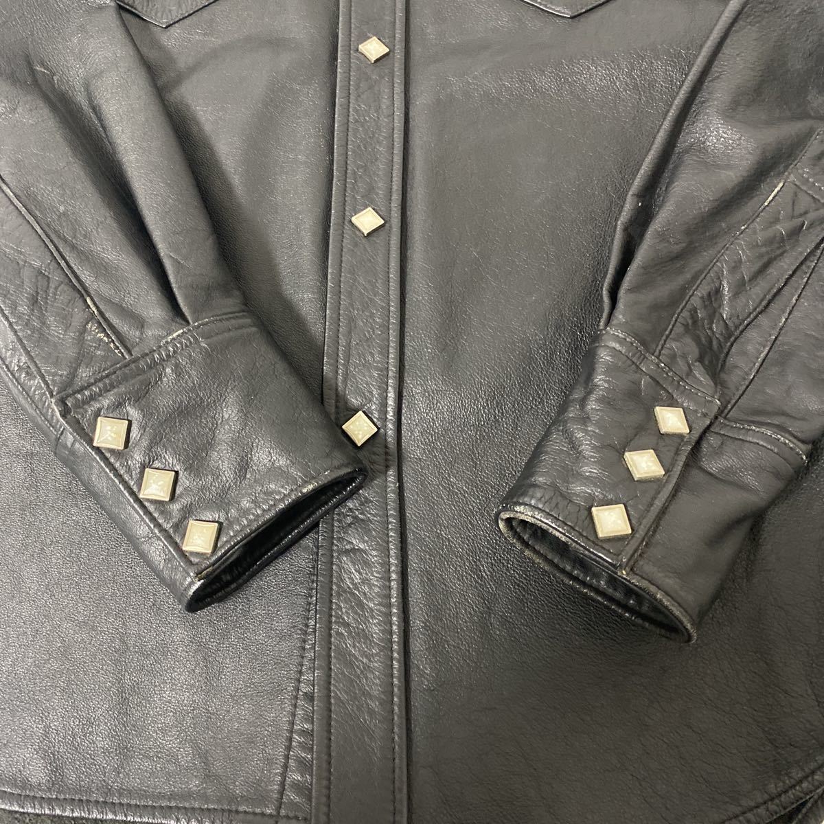 美品 希少 M 品番 東洋 Indian motorcycle レザー シャツ 美品 希少 M 品番 東洋 Indian motorcycle レザー シャツ