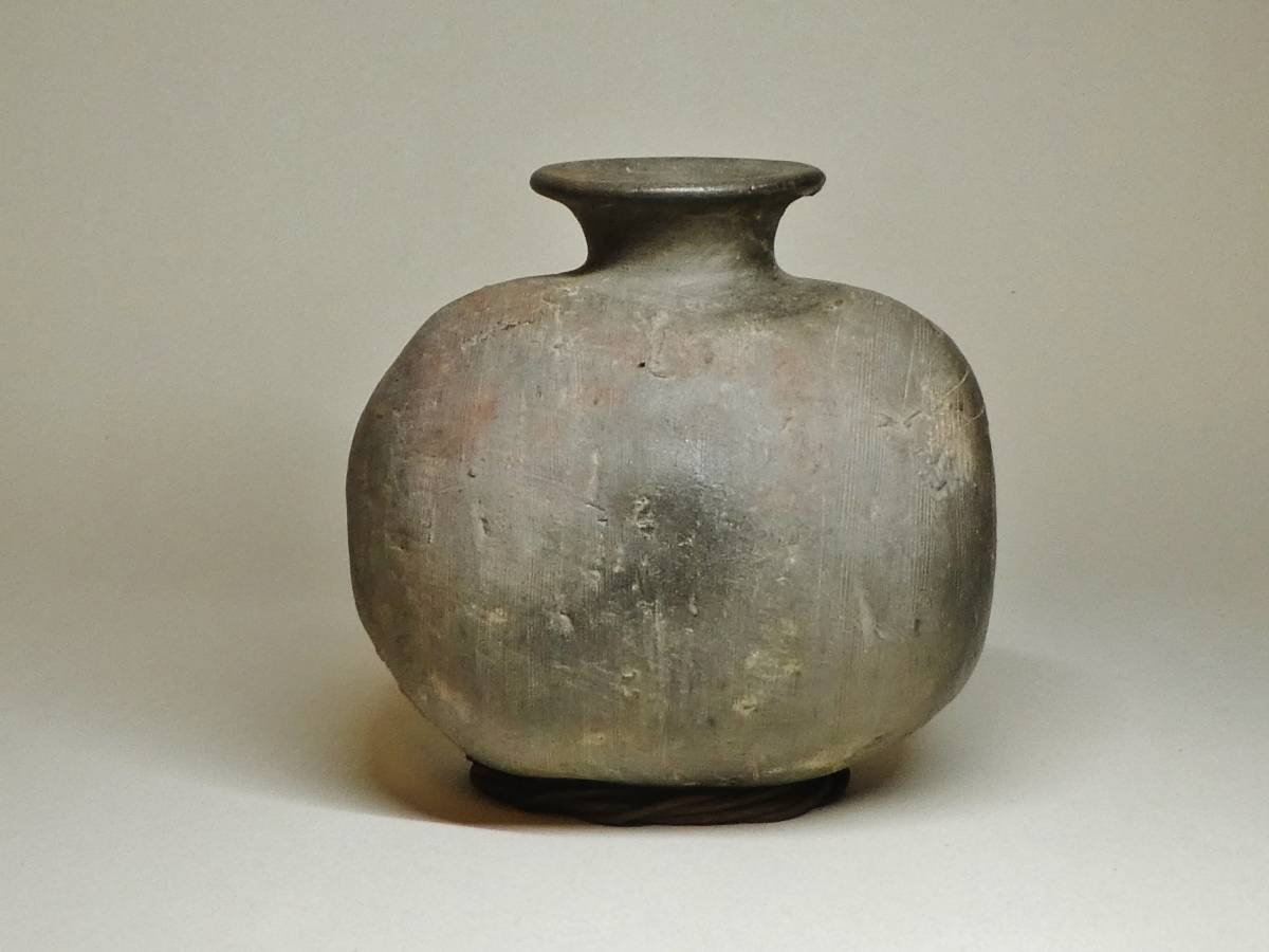 須恵器 新羅土器 特大 俵壺 y117 須恵器 新羅土器 特大 俵壺 y117 須恵器 新羅土器 特大 俵壺 y117