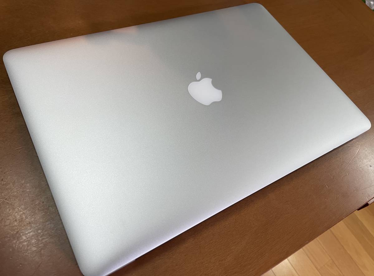 MacBook Pro (Retina, 15-inch, Mid 2014) 2.2GHzクアッドコアIntel