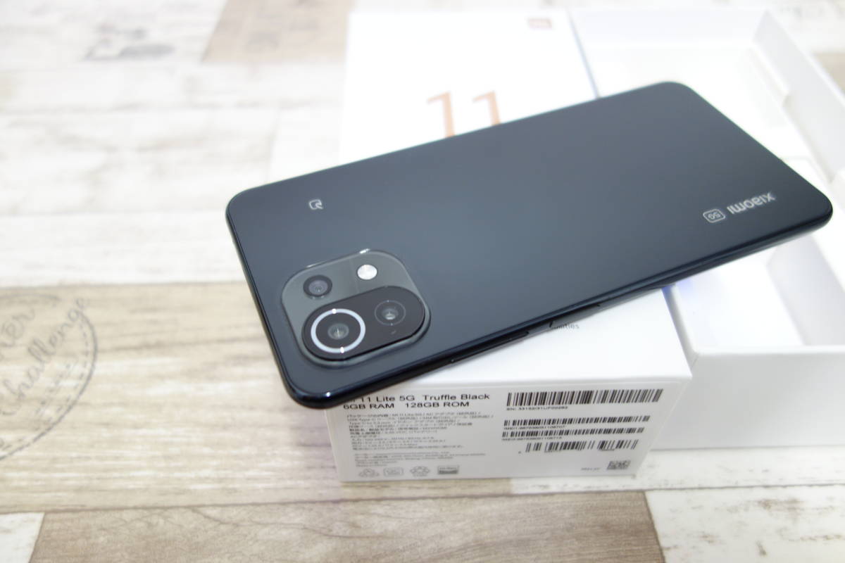 良品 国内版SIMフリー Xiaomi Mi11 lite 5G 128GB ブラック
