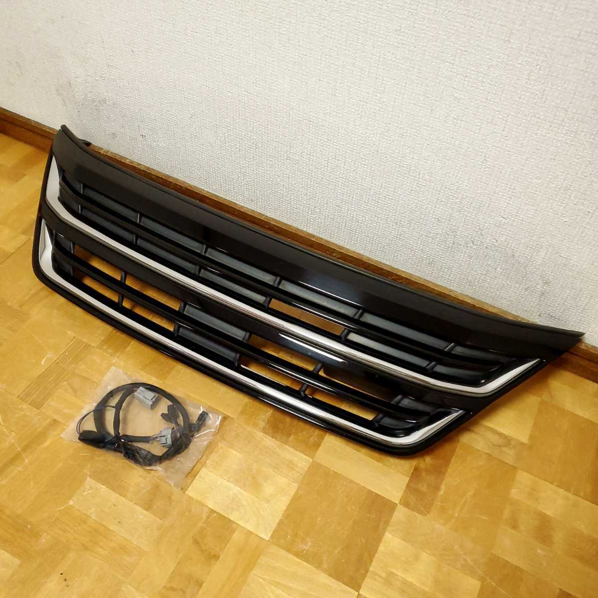 絶版希少品 良品 20 ヴェルファイア 後期 正規品 モデリスタ