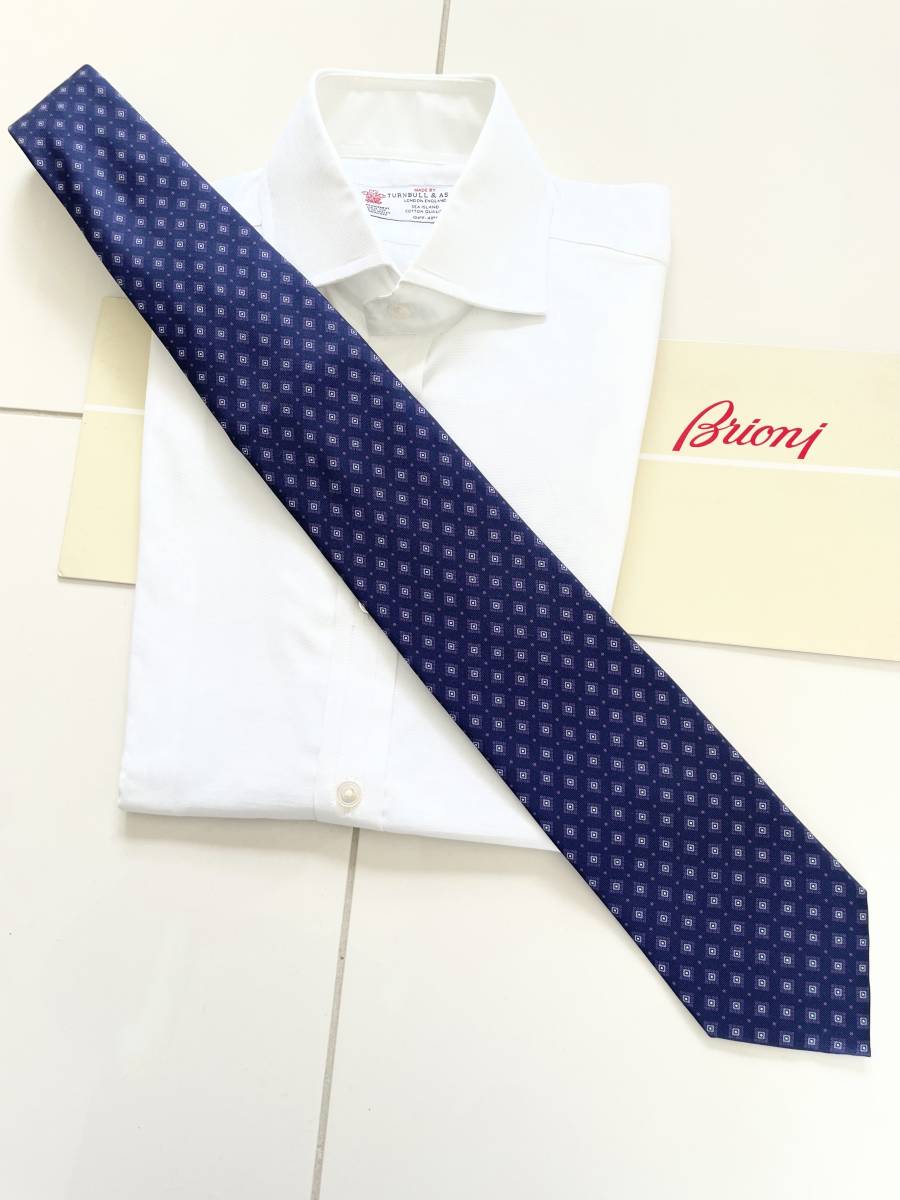 ■ 新品 Brioni ブリオーニ 定価 3万3,000円 永久定番 ダークネイビー 小紋 シルク タイ ネクタイ スーツ 44 46 マリネッラ kiton Zilli_画像1