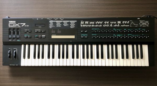 大特価!!】【大特価!!】YAMAHA DX-7Ⅱ D ヤマハDX7 器材 | purcellcom.com