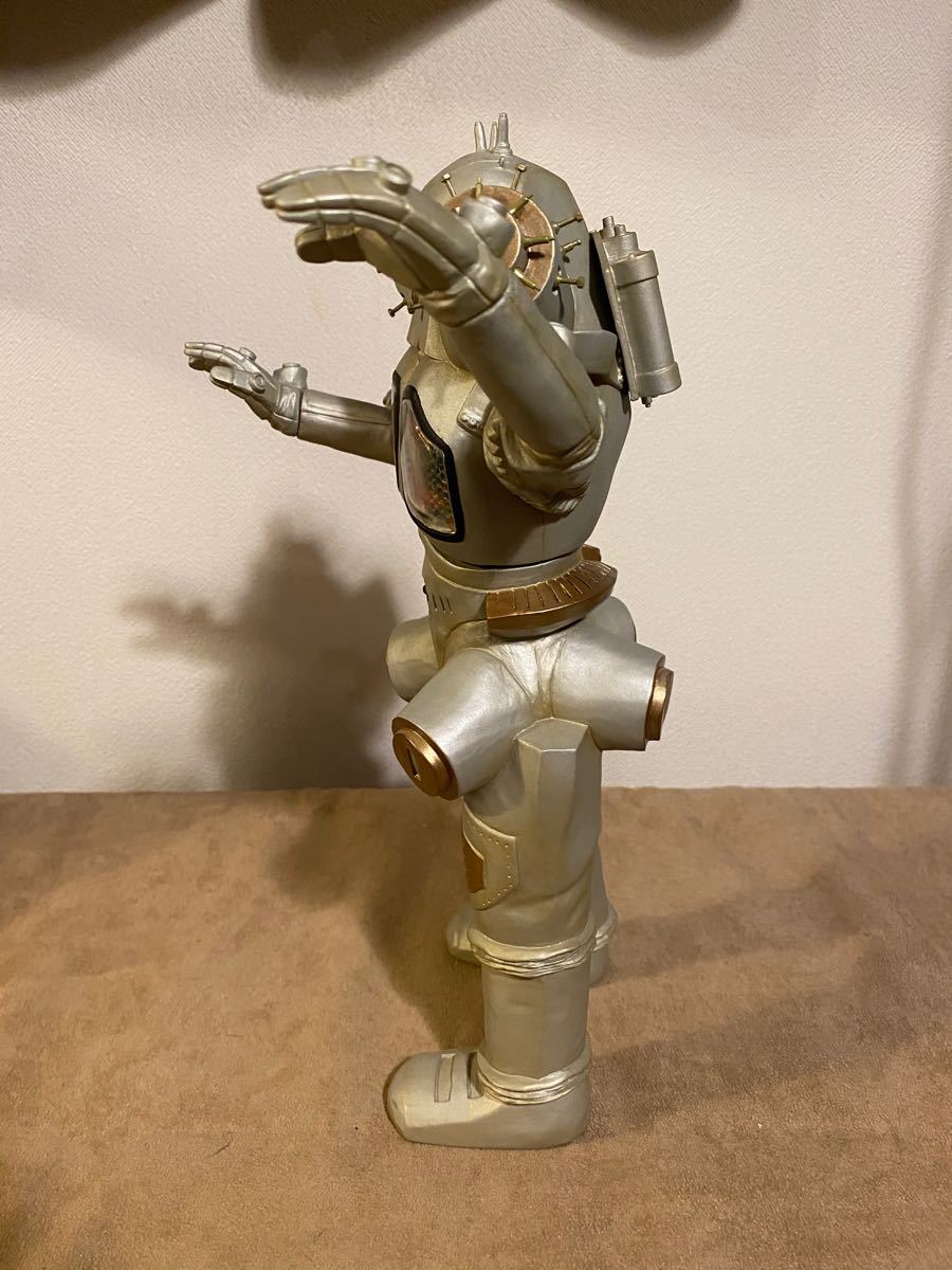 年末のプロモーション大特価! ccp1/6特撮シリーズ キングジョー (立ち
