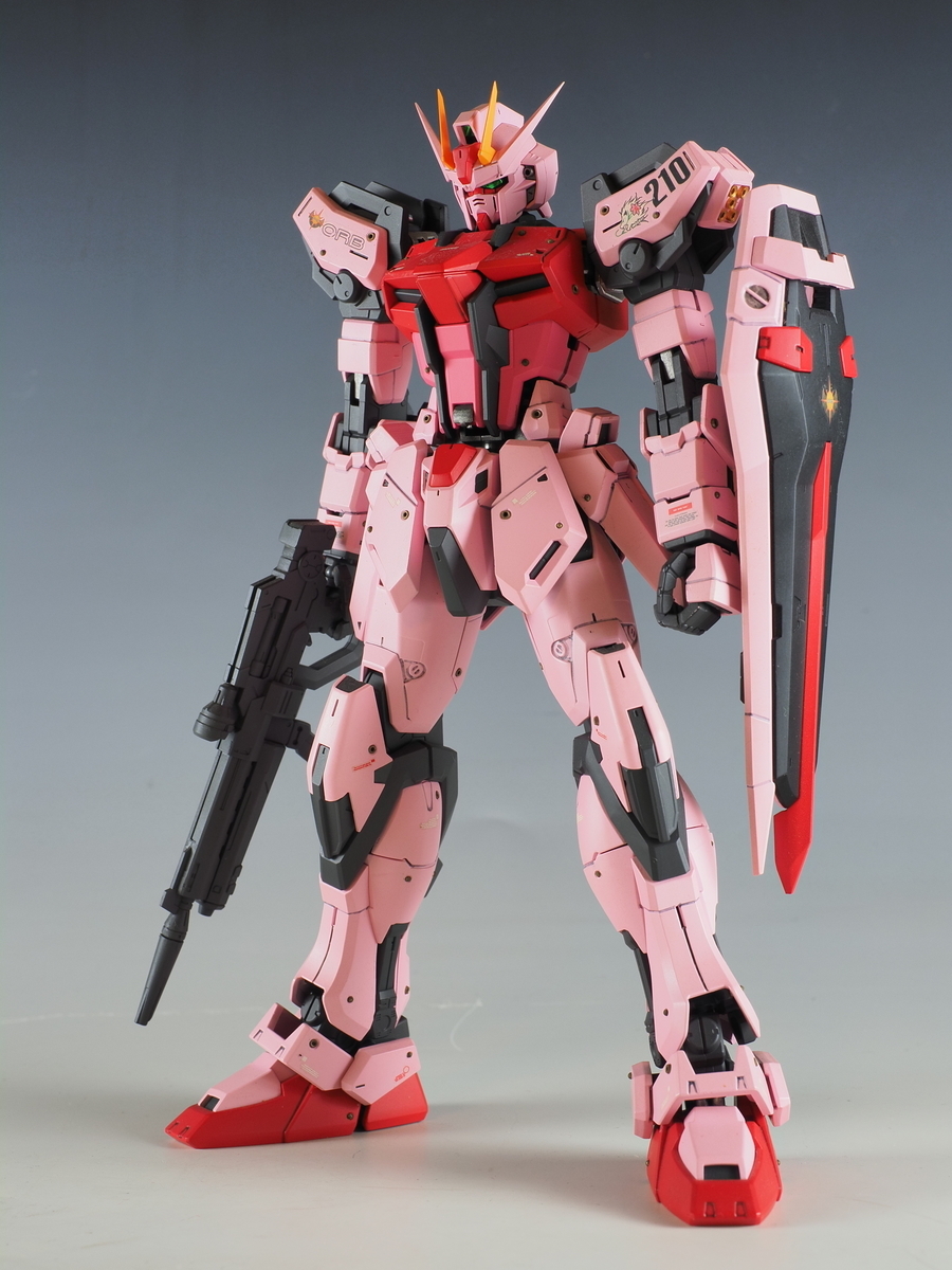 Yahoo!オークション - MG 1/100 エールストライクガンダム 塗装済み完成品