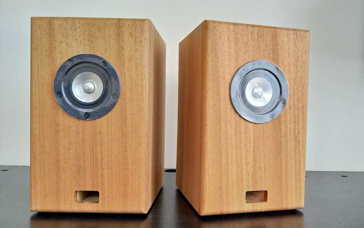 適切な価格 マークオーディオ OM-MF5 用 ZWBR エンクロージャー
