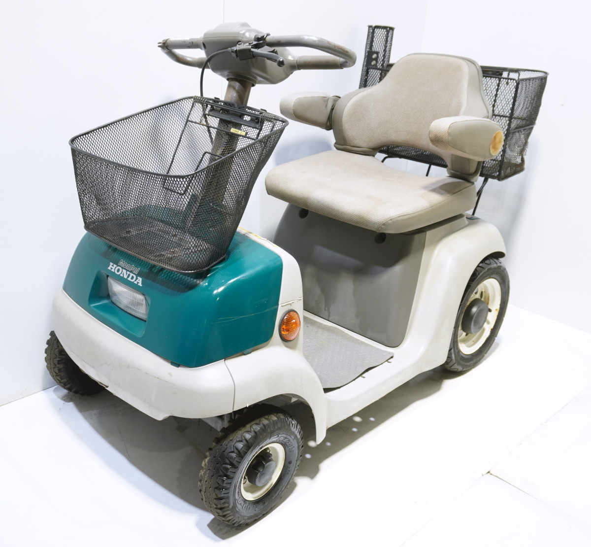 西P☆HONDA ホンダ Monpal モンパル 電動4輪車いす ML100 UDAA☆3L-007