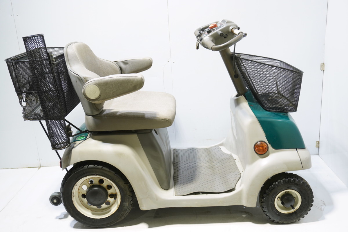 西P☆HONDA ホンダ Monpal モンパル 電動4輪車いす ML100 UDAA☆3L-007