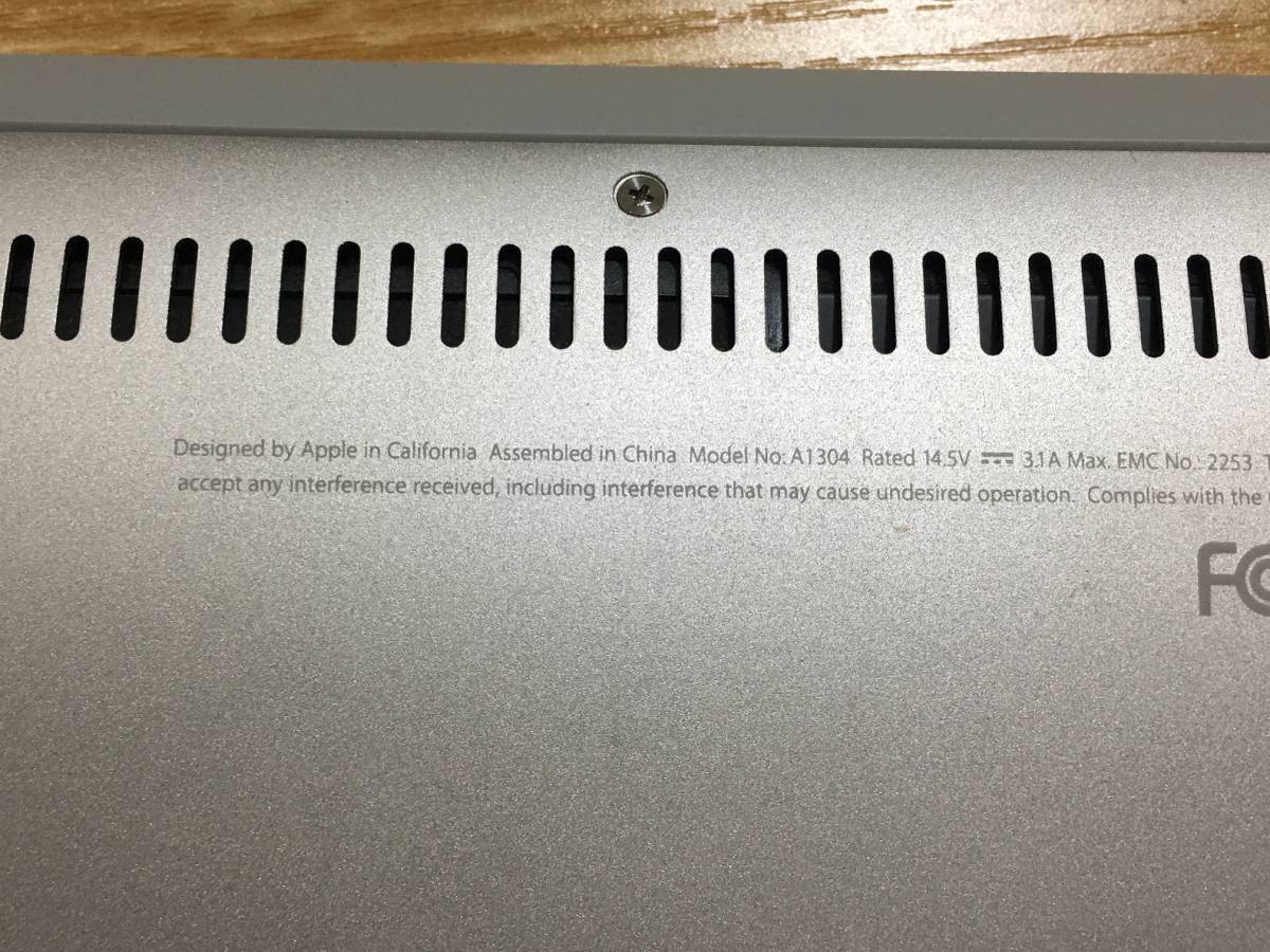 Apple Mac Book Air 13インチ(A1304)２００８年製（中古・ジャンク）_画像7