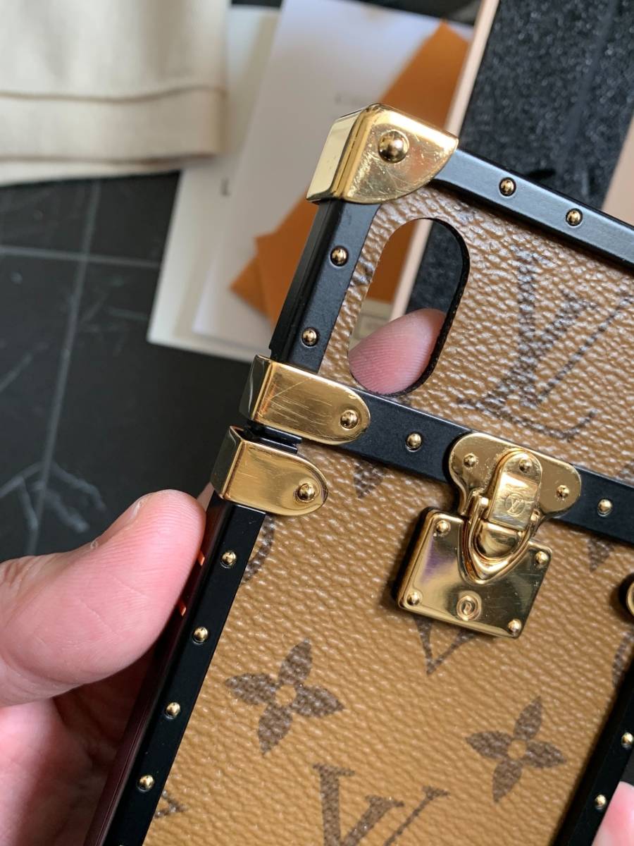 LOUIS VUITTON モノグラムリバース iPhoneX XS アイトランク