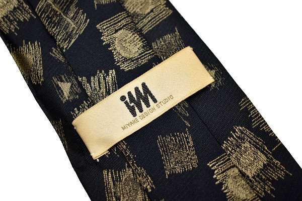 N-2270* free shipping *im MIYAKE DESIGN STUDIO I.M Issey Miyake * made in Japan navy navy blue color total pattern weave cloth silk silk necktie 