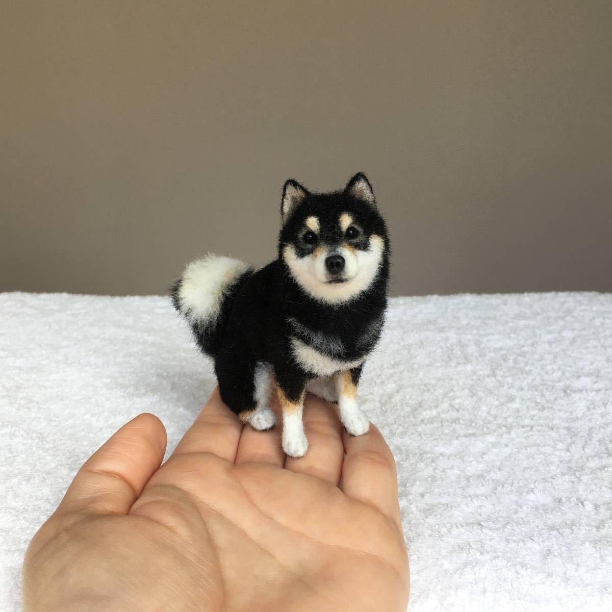 ☆ぴのきち☆8.6cmの黒柴さん☆羊毛フェルト 柴犬 黒柴 柴 豆柴 犬 日本犬 ハンドメイド ぬいぐるみ ドールハウス ブライス 