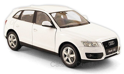 1/24 アウディ Audi Q5 白 ホワイト white Welly 梱包サイズ60