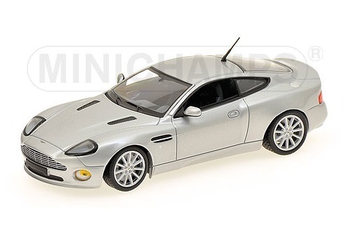 1/43 Aston Martin アストンマーチン ヴァンキッシュ S 2004 銀 Minichamps 梱包サイズ60