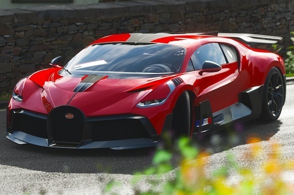 1/18 ブガッティ ディーボ 赤 レッド カーボン Bugatti Divo red Carbon 1:18 Bburago 梱包サイズ80_画像2