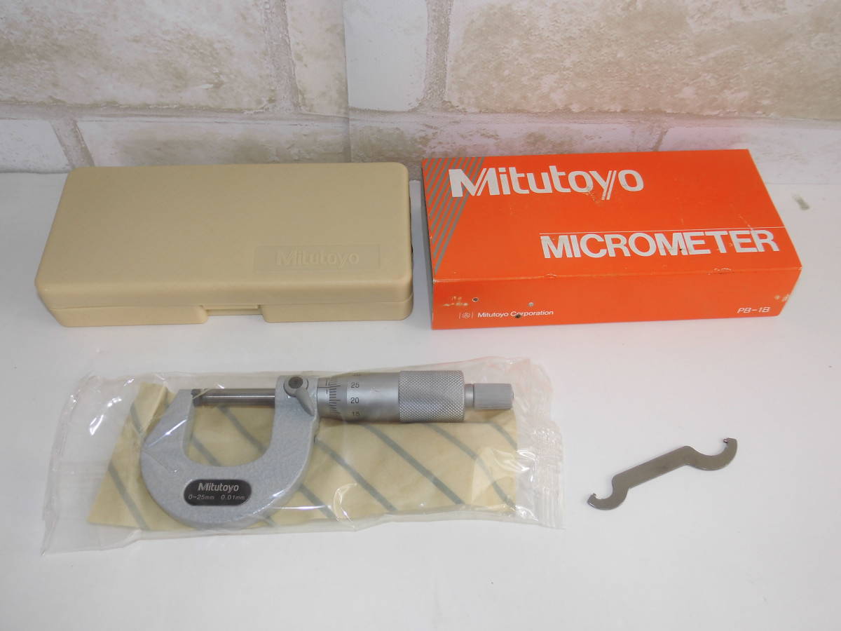 未使用品 ミツトヨ MITSUTOYO 標準外側マイクロメーター M110 未使用品 ミツトヨ MITSUTOYO 標準外側マイクロメーター M110
