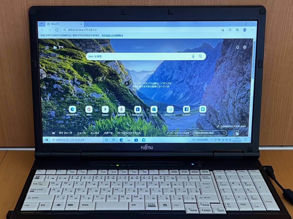 富士通 LIFEBOOK A572/E SSD128GB 新品同様/Core i5-3320M/8GB/Win10