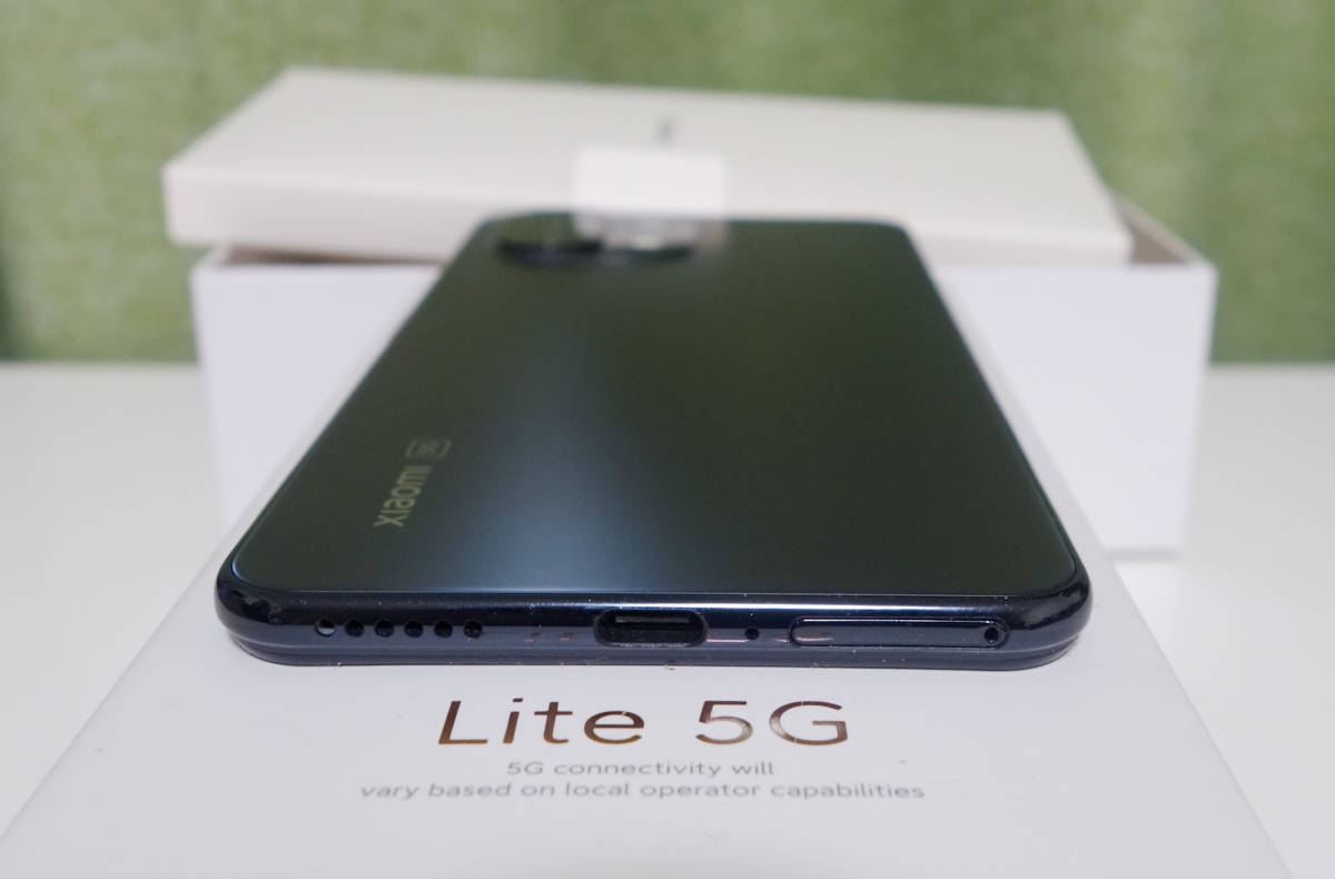 ☆一部ワケあり美品☆Xiaomi Mi 11 Lite 5G◇SIMフリー◇6400万画素