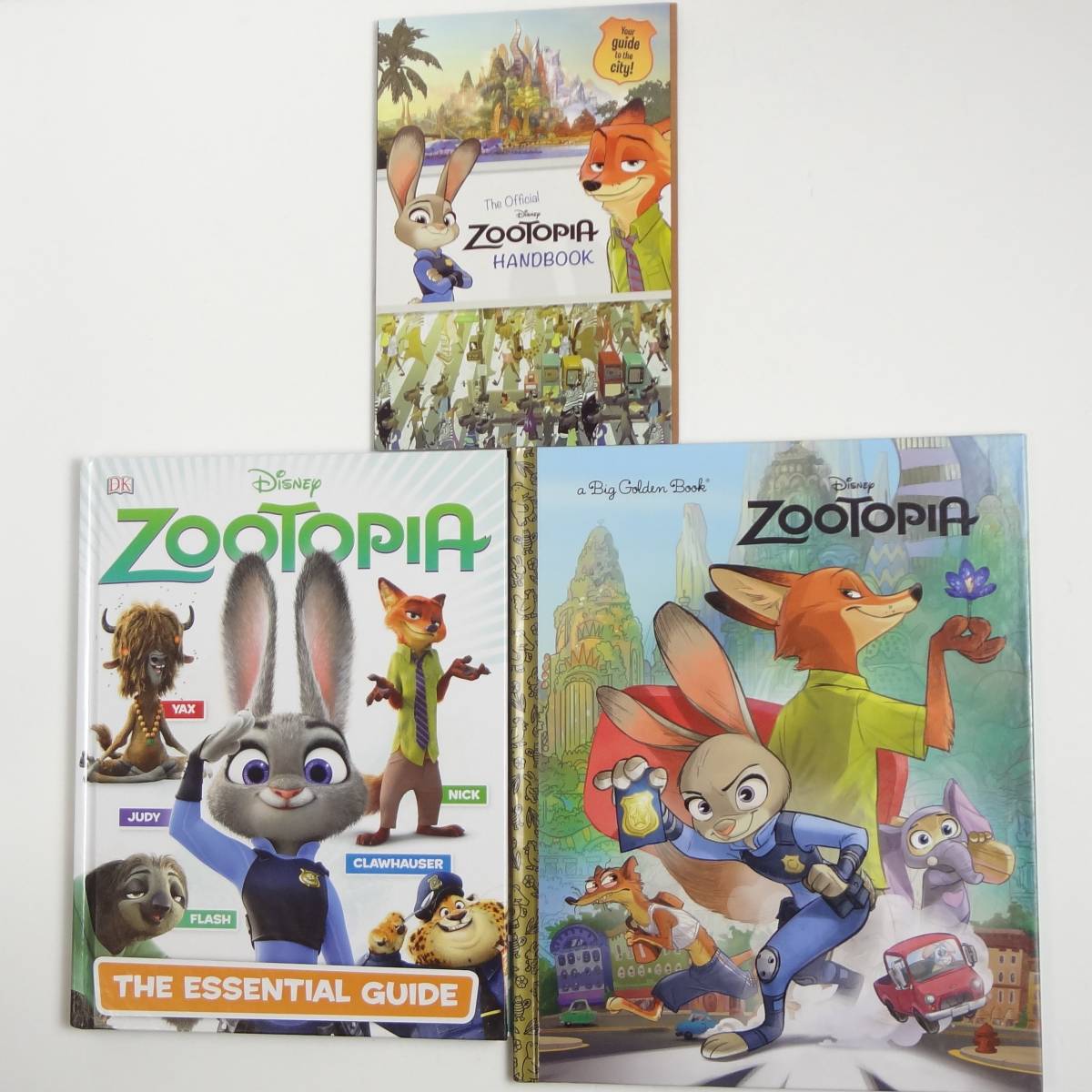 [ English ]3 pcs. set * Zoo to Piaa * guidebook * hand book * Disney *Zootopia*Disney* foreign book picture book [27]