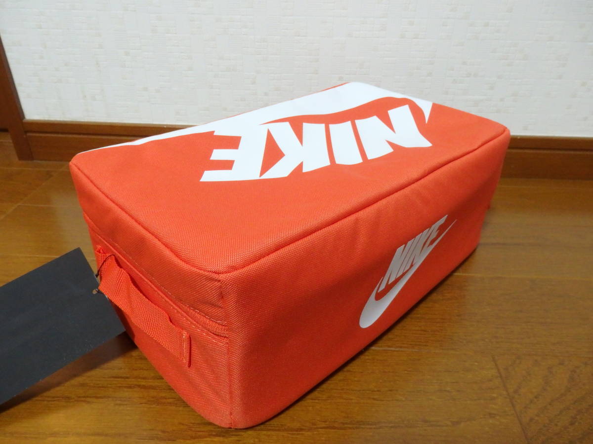 即決 新品 ナイキ スニーカー 箱型シューズケース シューズ 即決 新品 ナイキ スニーカー 箱型シューズケース シューズ