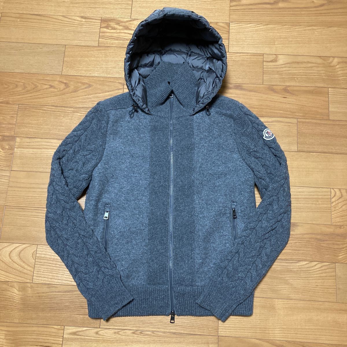 期間限定お試し価格 国内正規品 モンクレール Moncler ニット ダウン パーカー ダウンコート メンズファッション ファッション 31 476 Www N Group It